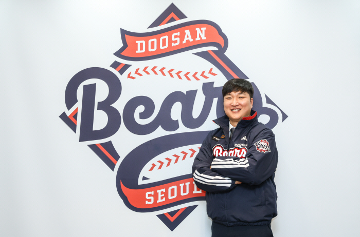 Doosan's official announcement is out! → Recruiting the national right field! Lee Jin-young Appointed the 1st and 2nd Army batting general coach