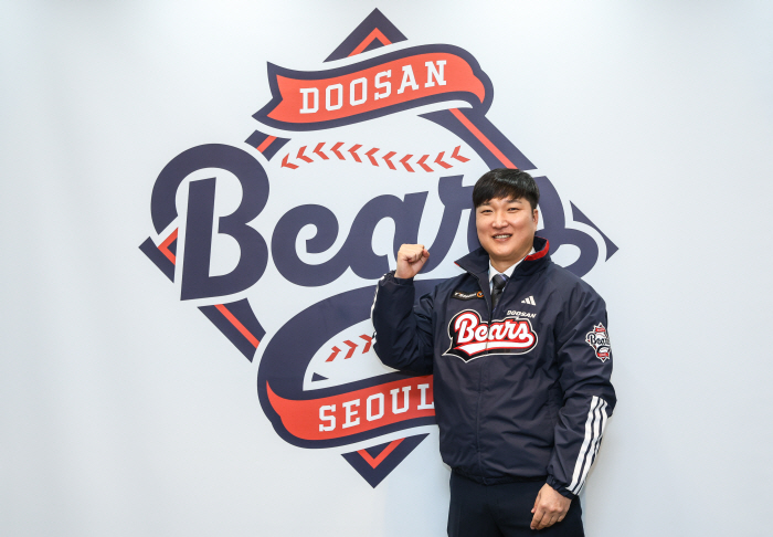 Doosan's official announcement is out! → Recruiting the national right field! Lee Jin-young Appointed the 1st and 2nd Army batting general coach