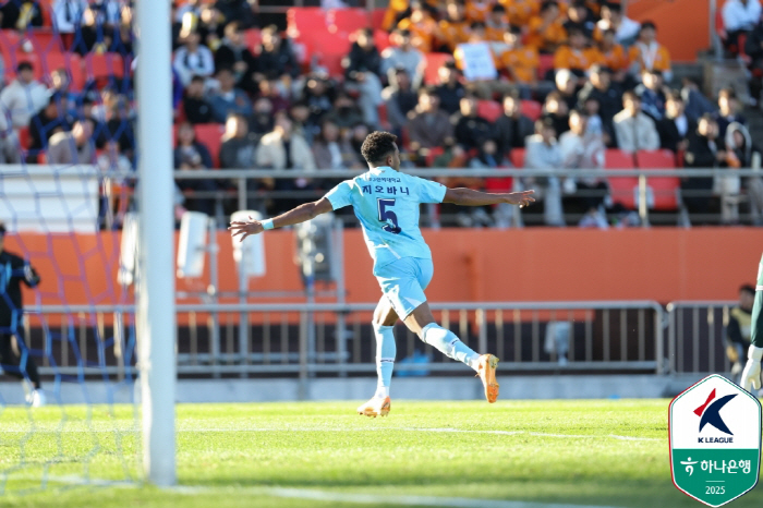 Jeju, which almost overturned the miraculous run, maintained a point difference in escaping the Daegu defeat crisis, and the lowest decision was the final match, with 11 draws → maintaining a 3-point gap 