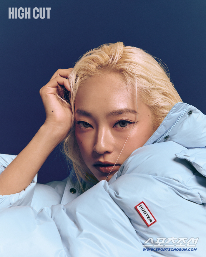 Kyoka Reveals High Cut Magazine and Winter Pictorial Ahead of MAMA