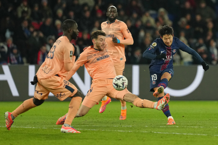 LEE did LEE! Lee Kang-in scored his first goal in the league. one color of glowing praise. a website specializing in football statistics. 8.3 and 8.2 points, respectively. The highest rating in the team