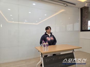 Now Doosan player Park Chan-ho asked for his last understanding → Even if I cry at my first at-bat in Gwangju..