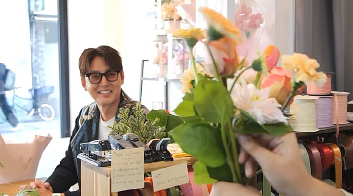 47-year-old Lee Jung-jin ♥ 10 years younger Park Hae-ri is likely to marry pink (Bridesmaid class)