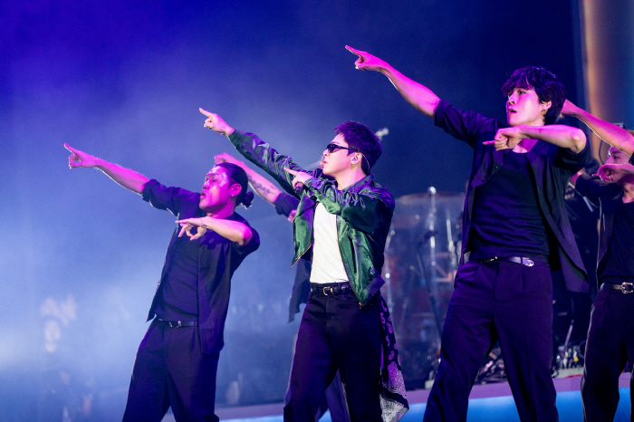 Gummy ♥ Cho Jung-seok is busy...The first national tour will be a spectacular opening → Busan performance fee