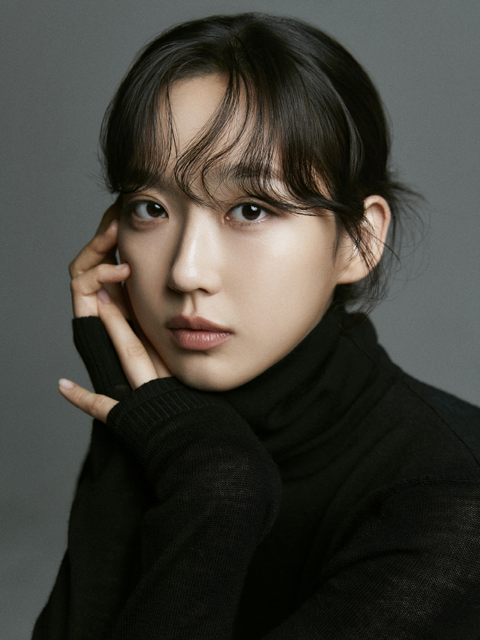 Han Ji-hyun selected the main character of 'First Love is a Short Earphone'...A short but sentimental first love songwriter