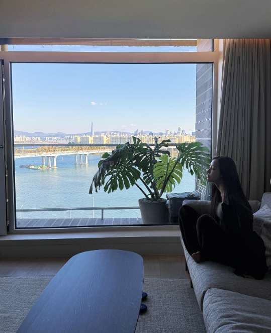 Hyomin, after getting married, the separation is over♥S University Financial Man and Billions of Hangang View Newlywed House