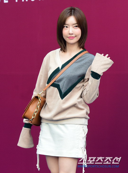 Im Hyun-tae, a polar father, has barely passed 100 days of twin days, but is now Lady Jane's anger in Gangnam 8th School District