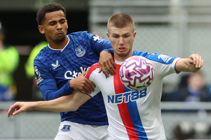 Manchester United to rebuild AmorimPromoting recruitment of special MF → Three candidates have already been selected, and if January fails, next summer will be challenged