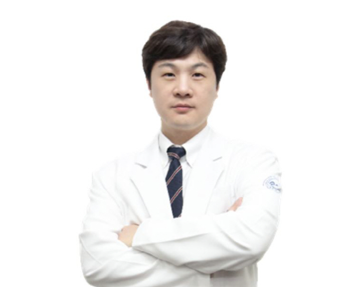 My hands are shaking. Is it hand tremor or Parkinson's disease…What's the difference?