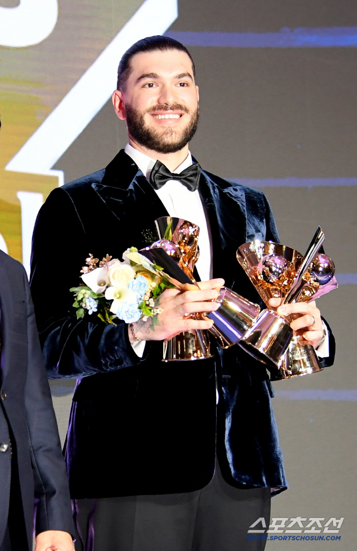  Four-time champion Ponce is the best KBO pitcher