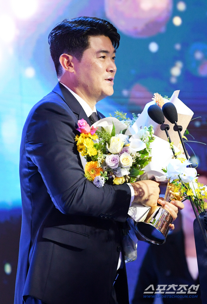  Hold award SSG Noh Kyung is the power of a veteran