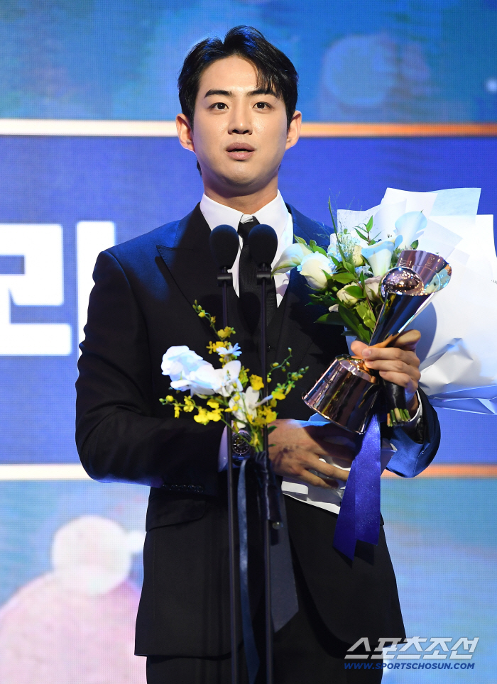  Koo Ja-wook won the scoring award