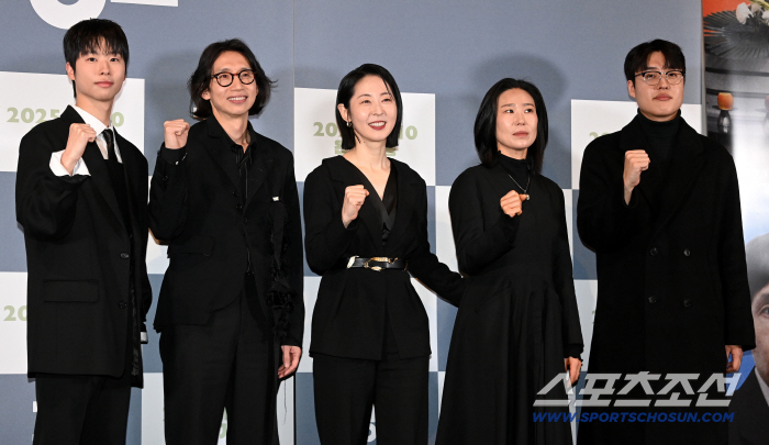  The main characters of the movie High Dangdo