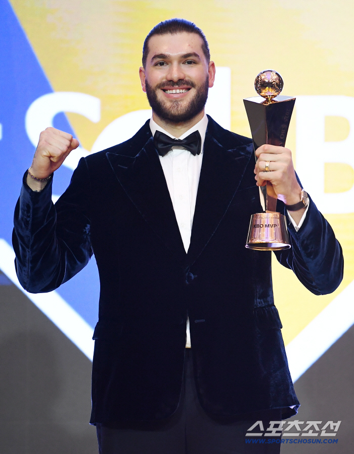  Ponce is happy with the MVP trophy