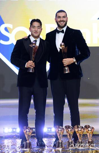  An unforgettable moment for MVP Ahn Hyun-min