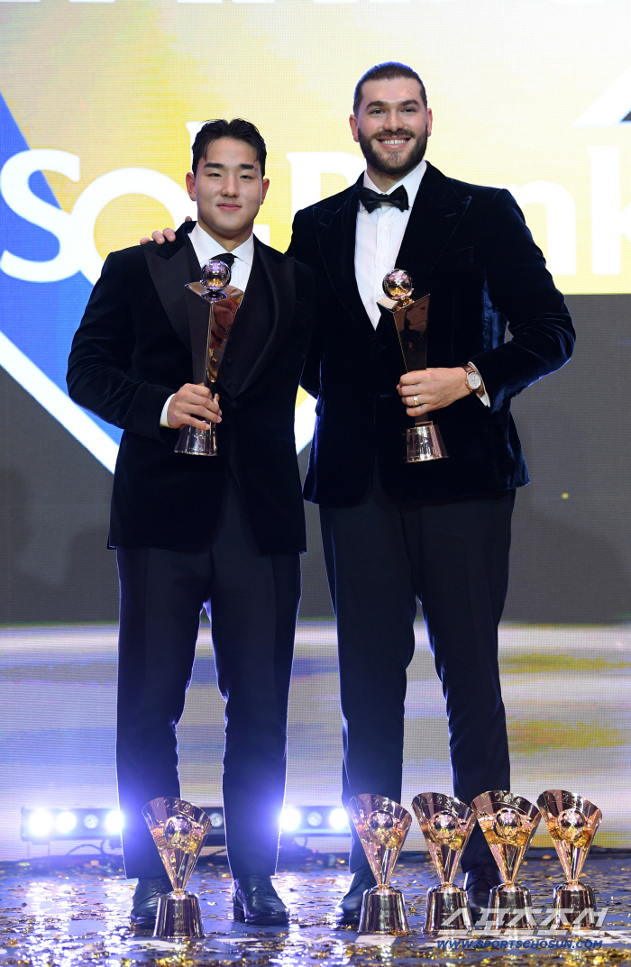  An unforgettable moment for MVP Ahn Hyun-min