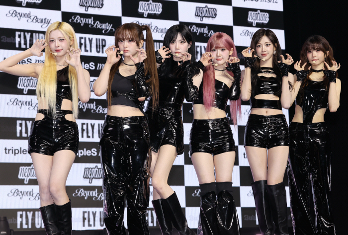  I hope all 24 people are known...TRIPLE S, 4 units are back as beautiful girls (comprehensive)