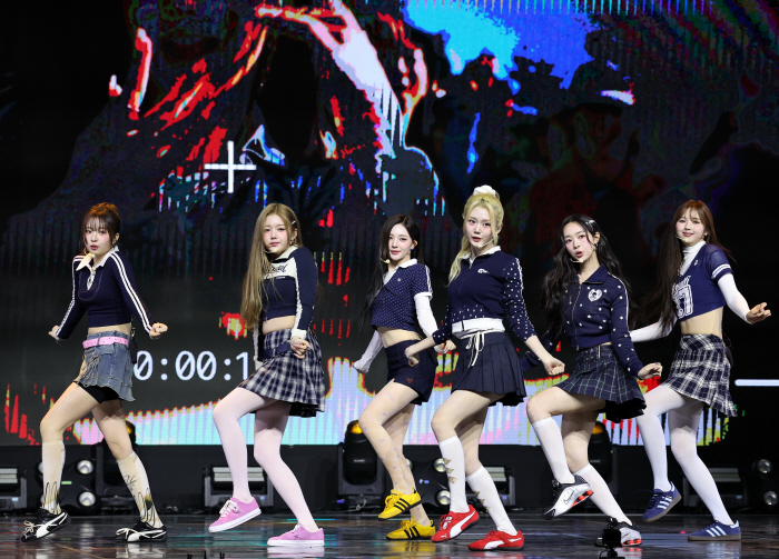  I hope all 24 people are known...TRIPLE S, 4 units are back as beautiful girls (comprehensive)