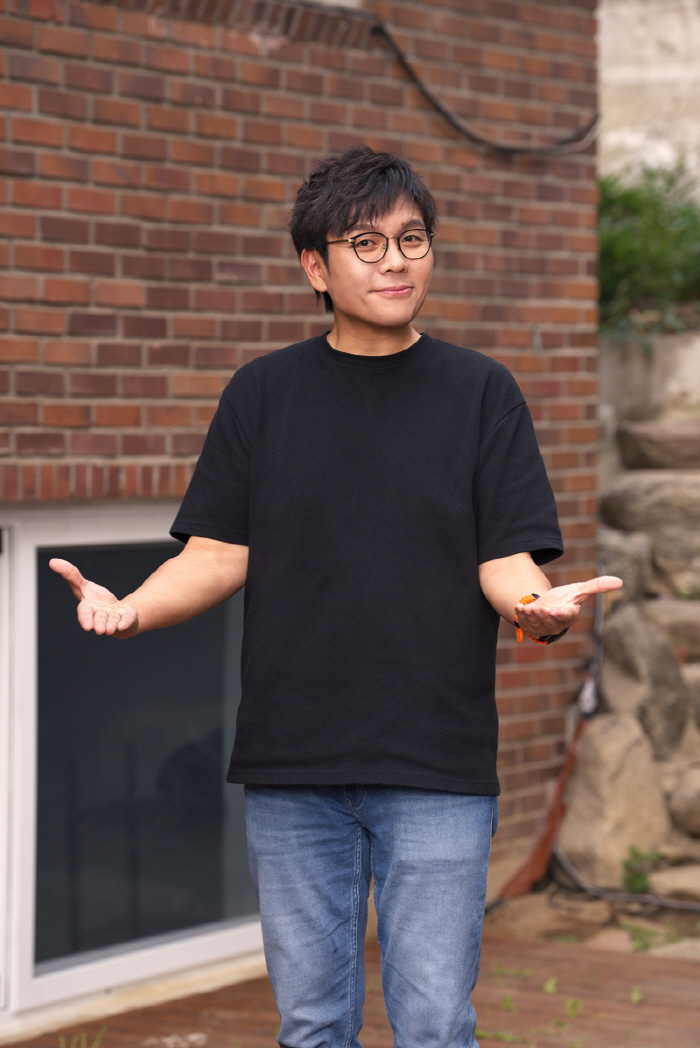 Seung-Jae Jung stopped math for 2 weeks for the first time in my life...The secret to communicating with students is unfortunate.  (Jeong Seung-je boarding house)