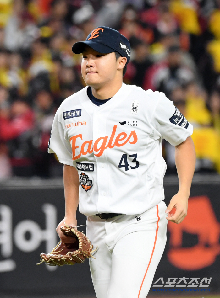 This is behind 11 wins, Song Seung-gi and Jung Woo-ju…I expected Ahn Hyun-min to take it all alone, but it's a surprise