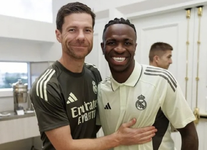 1st tier shock reveal! Ronaldo's annual salary in his heyday is demanded to renew his contract beyond the limit, and the conflict with the manager is expected to appear as the highest sale ever in the transfer market