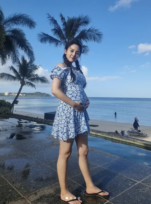 40-year-old natural pregnant Kang Eun-bi, a clear D-line..♥A prenatal trip with Byeon Jun-pil