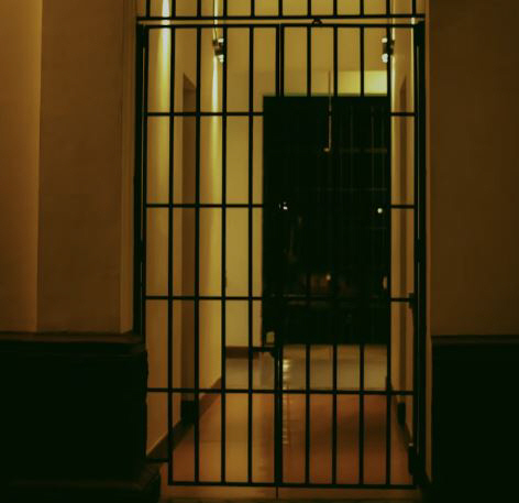 Business trip prostitution, high-end cooking service...Controversy over alleged VIP preferential treatment for Chinese inmates