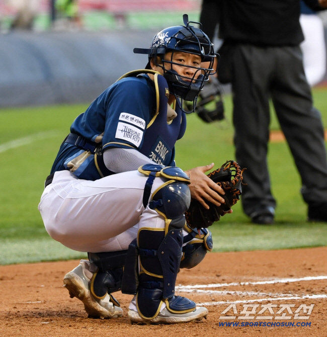  I'm sorry Samsung, which had been wanting Park Se-hyuk for a surprise trade of 4.6 billion FA, finally had it