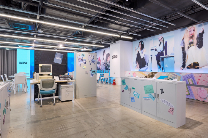 I've been in line since day one of the ILLIT pop-ups...It's not cute. It's my fan's heart