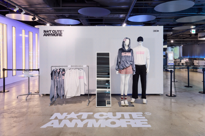 I've been in line since day one of the ILLIT pop-ups...It's not cute. It's my fan's heart