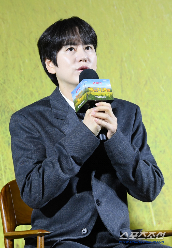  KYUHYUN, Kenya, three meals a day