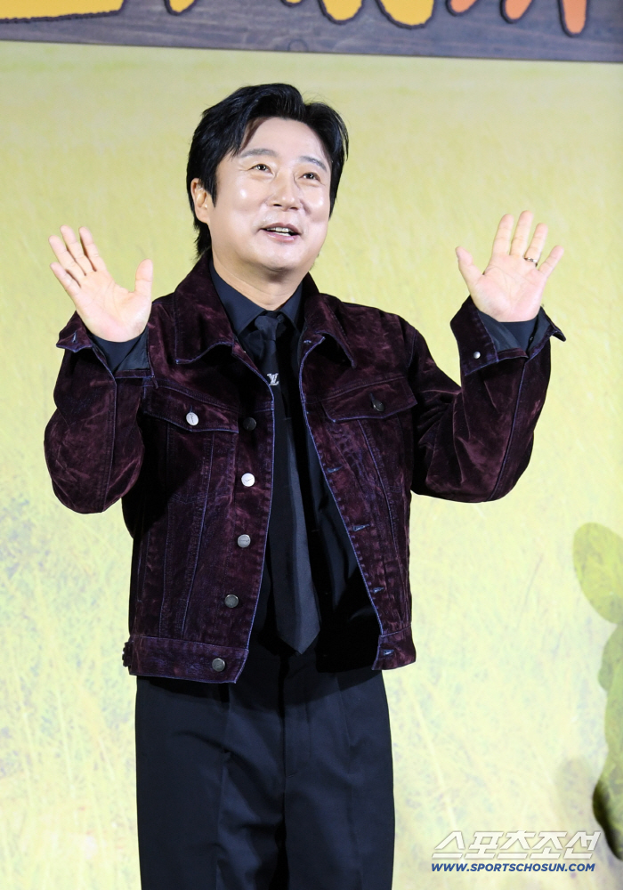  Lee Soogeun, happy again today