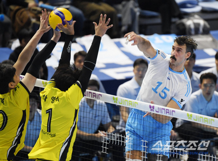  Russell's Strong Spike