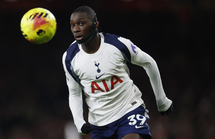 I'm really sorry. I apologize Tottenham's collective apology is the worst defeat since the era of Son Heung-min