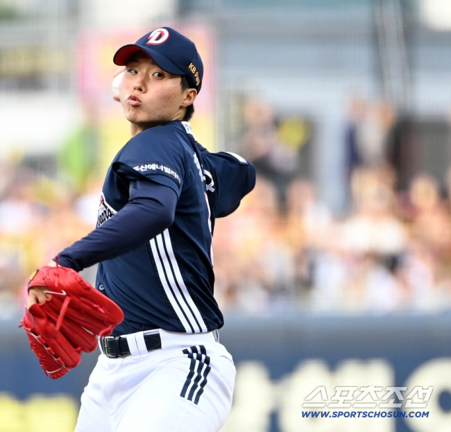  It was 8 billion Park Chanho's compensation player Hong Mingyu KIA Chooses 19-Year-Old Pitcher Prospects at Doosan