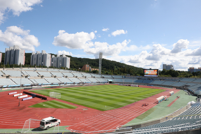 Seoul E-Land, Fan Friendly Club Award 1st to 3rd sweeps Incheon, Full Stadium  Plus Stadium Sangcheonan, Green Stadium Award