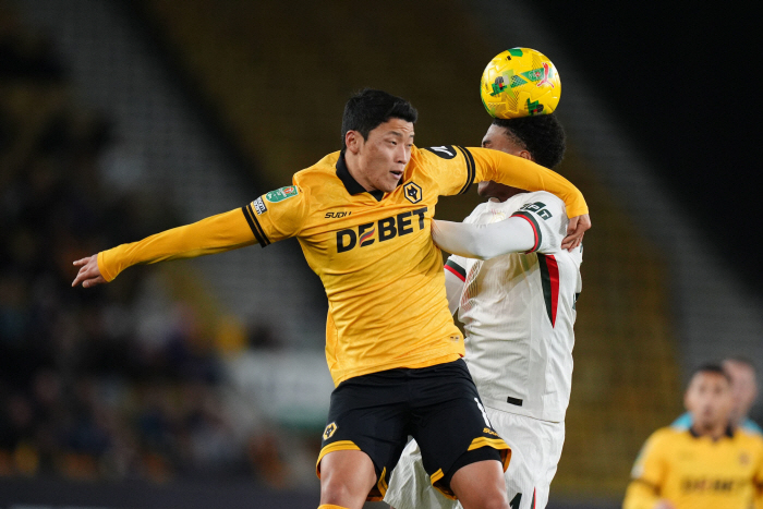 Shock prediction! Hwang Hee-chan's Wolverhampton was eventually demoted, and Arsenal won...EPL rankings for 24-25 seasons predicted by supercomputers