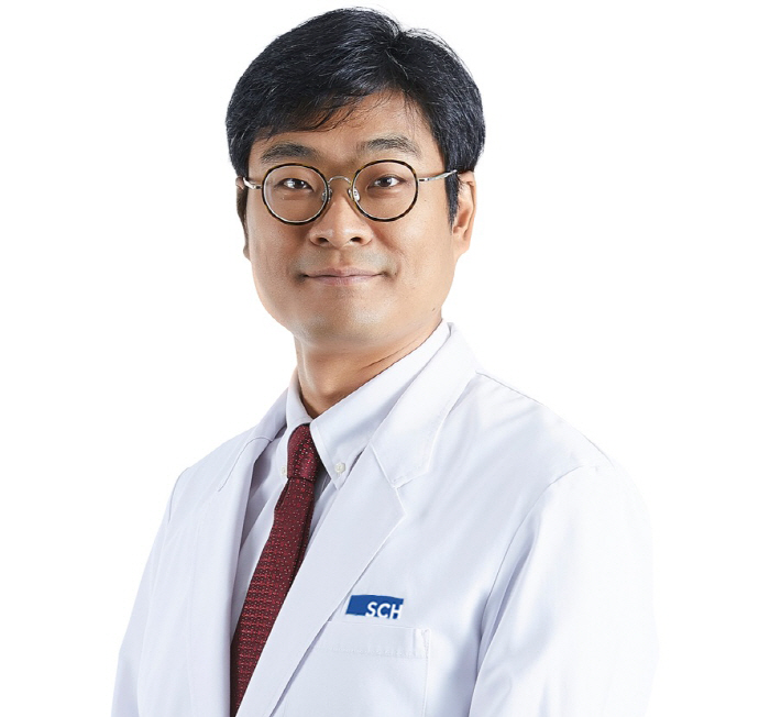 3 to 5 times my weight when I run I'm shocked by my knees...What is a healthy running position?