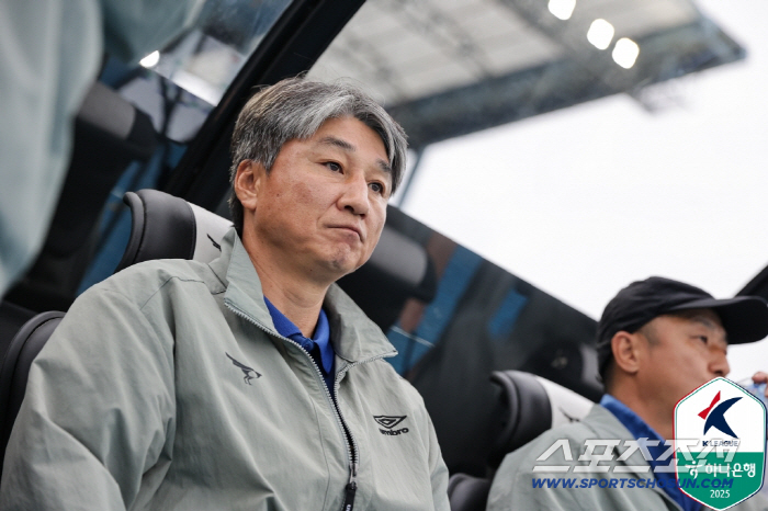 Director Kim Do Kyun on the semi-PO stage has changed the way director Kim Do Kyun does VS director Jeon Kyung-joon operates. 