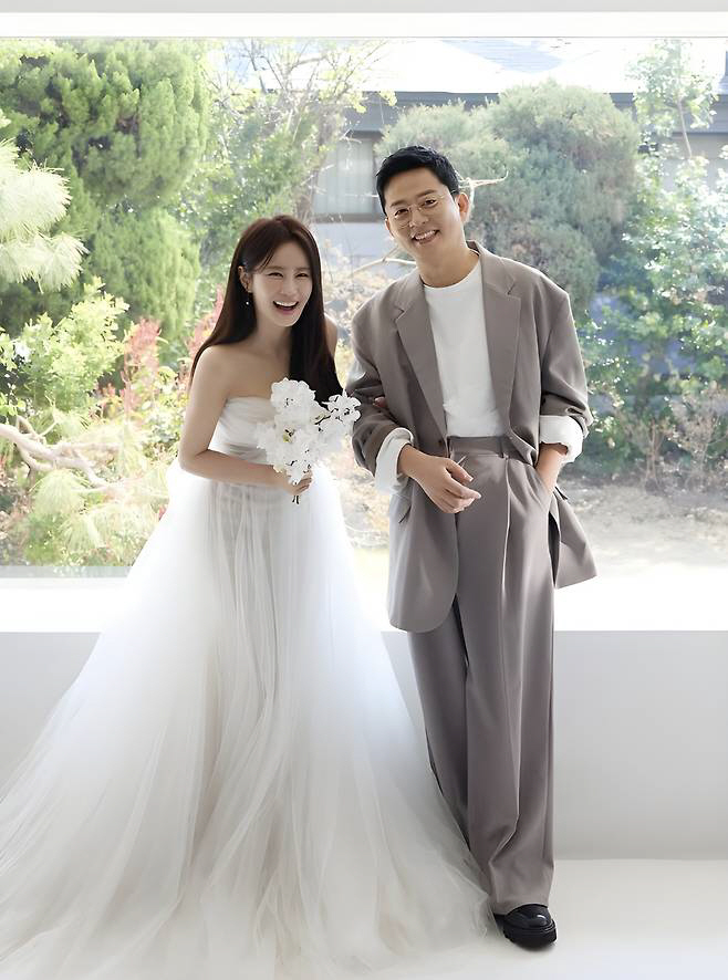 Kim Ji-min and ♥ Kim Jun-ho are old enough to have their first marital fight since getting married, so I'm worried about energy