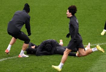 Lee Kang-in, who was caught in the back of the starting lineup! In the end, after putting in a replacement, it's a big hit...The game was decided with a sharp corner kick