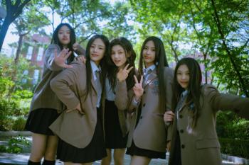 NewJeans’ ‘Ditto’ Becomes First K-Pop Girl Group Song to Earn Triple Platinum in Japan