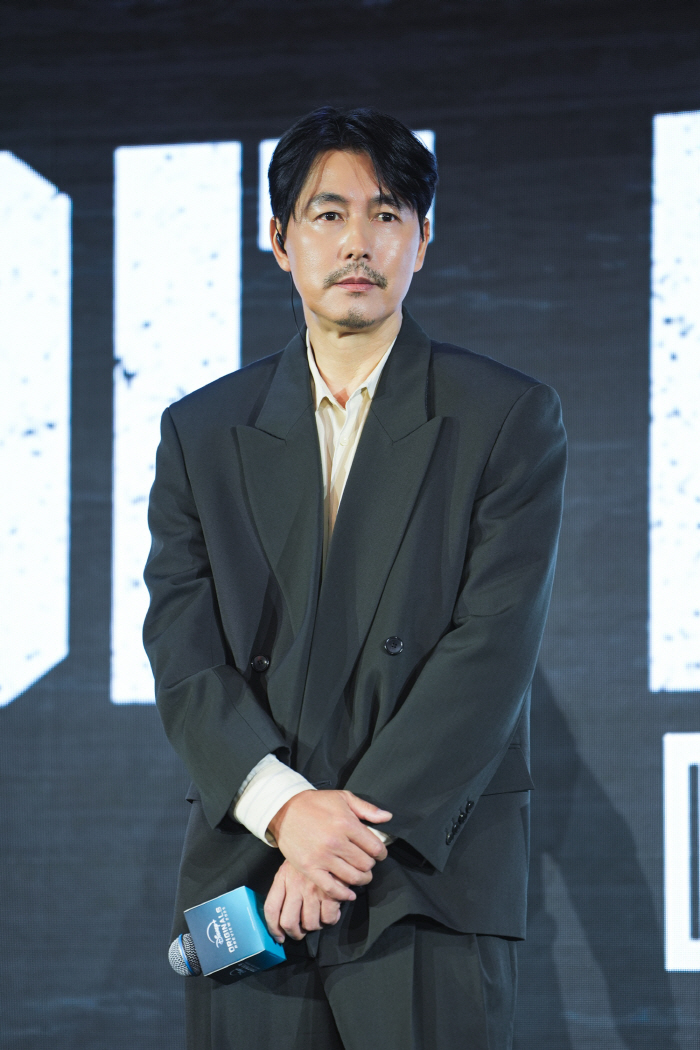  Jung Woo-sung broke his silence...Will the first entertainment show recover public sentiment with 'Omniscient Interfere' after the private life scandal