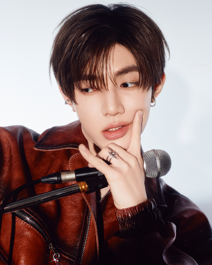 ZEROBASEONE’s Zhang Hao Tops Global Charts With New OST