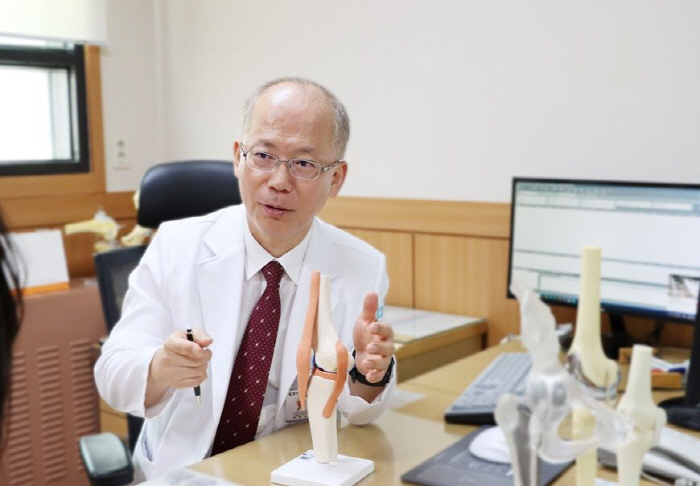 Aging joints by gait...Don't let your guard down after your 40s