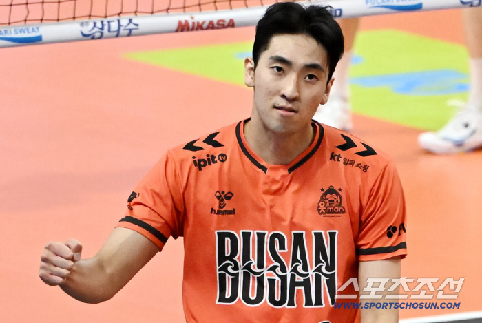 The belief in the growth period of the 201cm tall heater, which hits better than foreigners, encourages people