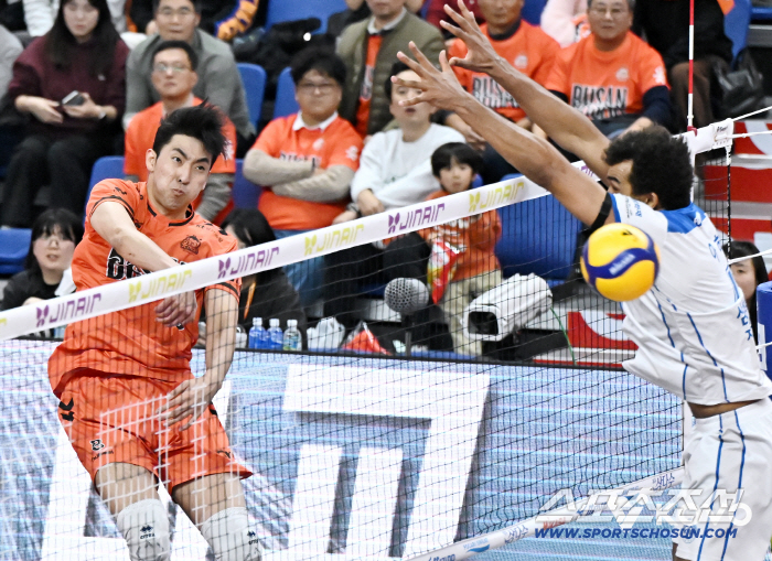 The belief in the growth period of the 201cm tall heater, which hits better than foreigners, encourages people