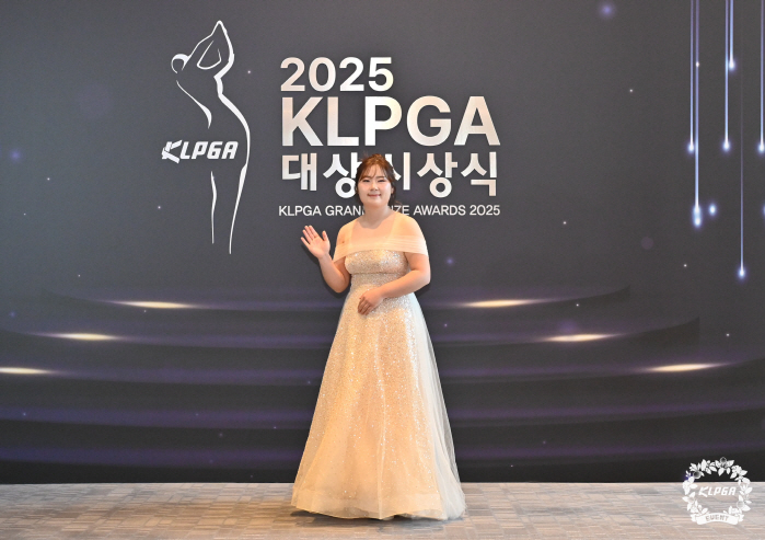 Calm, courage, wisdom... Yoo Hyun-jo, Grand Prize & Least at-bats, 2 wins, Seo Kyo-rim Rookie of the Year, Prize King Hong Jung-min, Lee Ye-won Bang Shin-sil and multiple wins, and the season finale (2025 KLPGA Awards Ceremony)