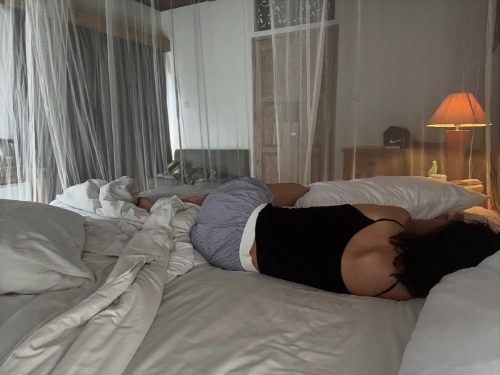 Hong Jin-kyung is healing from a bikini-like life vacation after falling into the 40kg range