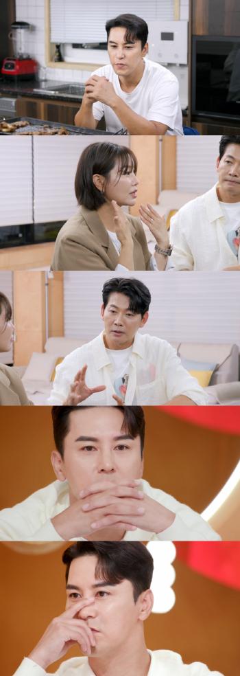 I don't have many family photos. I'm upset…Jang Min-ho, wept at the appearance of his late father made with AI (Pyeon-Storang)